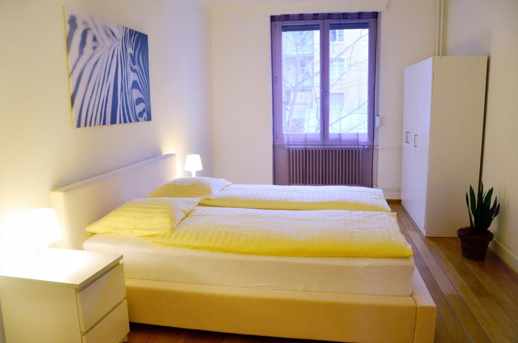 rent a home Landskronstrasse - contactless self check-in room 3